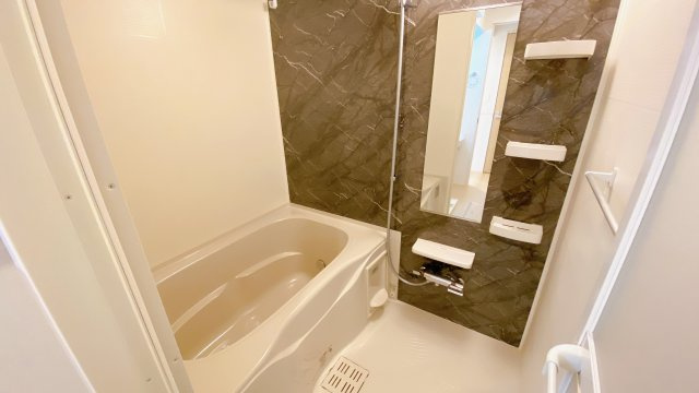 フェリーチェ東天王町Ⅱの浴室