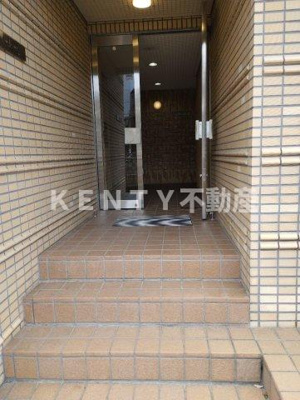 【エントランス】 | グランパ池上 | 落ち着いたエントランスです