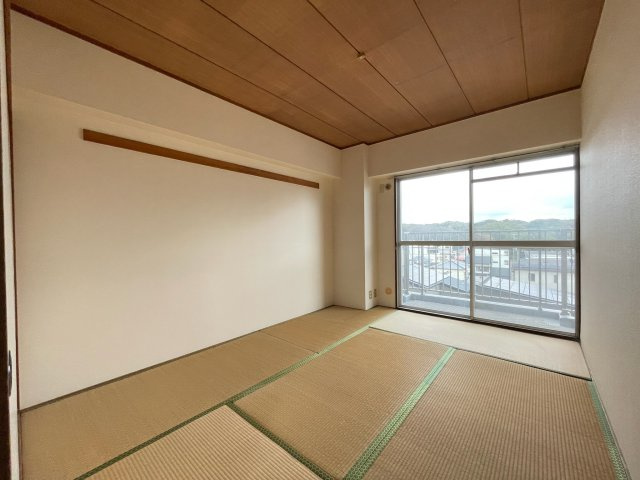 藤和明石公園ハイタウン1号棟の和室