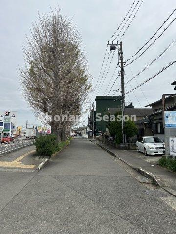 【周辺】 | 環境省指定「全国名水百選」に選ばれる程の、ミネラル豊富な水が湧き出る秦野市エリア！
空気が綺麗で水も美味しく「桜の名所」としても知られる長閑なエリアです♪