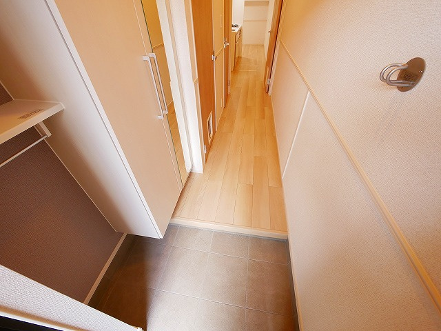 万葉まほら荘の玄関|シンプルで使いやすい玄関です