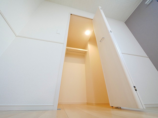 万葉まほら荘の収納|便利な収納スペースです