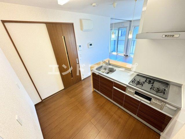 ドムスレジーナ　Ｂのキッチン|高崎、前橋、伊勢崎エリアのお部屋探しはエンドスケープまで！お客様の理想お聞かせ下さい♪