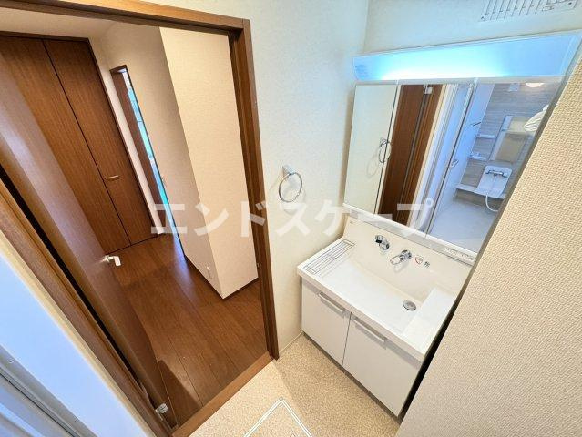 ドムスレジーナ　Ｂの洗面所|高崎、前橋、伊勢崎エリアのお部屋探しはエンドスケープまで！お客様の理想お聞かせ下さい♪