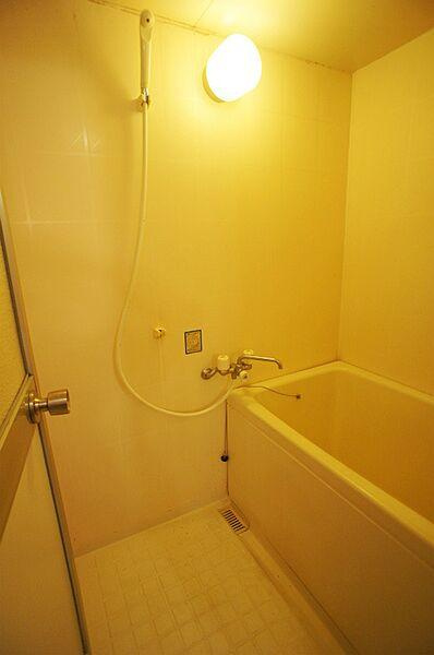 メゾン寿の浴室