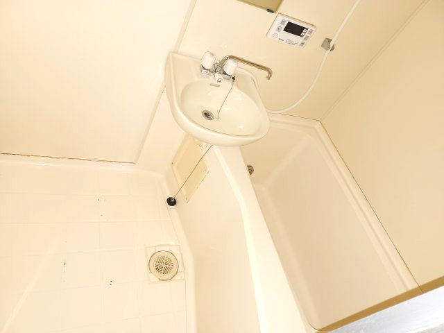 ハイムサンロード東松山の浴室