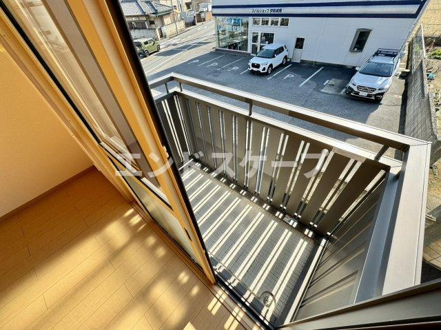 アイリスのバルコニー|高崎、前橋、伊勢崎エリアのお部屋探しはエンドスケープまで！お客様の理想お聞かせ下さい♪