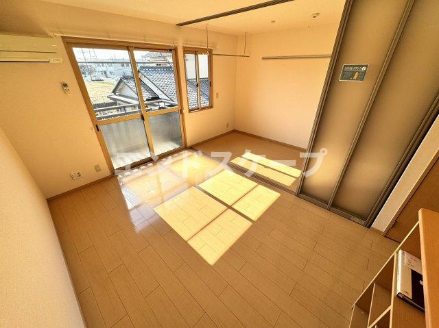 アイリスのロビー|高崎、前橋、伊勢崎エリアのお部屋探しはエンドスケープまで！お客様の理想お聞かせ下さい♪