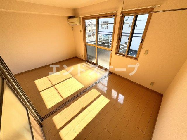 アイリスのバルコニー|高崎、前橋、伊勢崎エリアのお部屋探しはエンドスケープまで！お客様の理想お聞かせ下さい♪