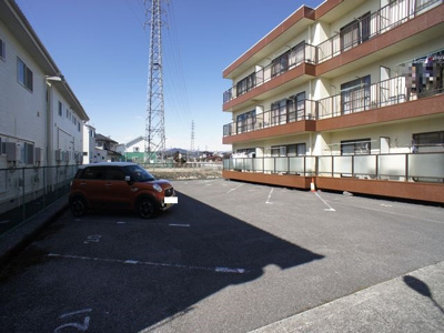 【駐車場】 | ヴィラ宝古木 | 駐車場使用可能です♪