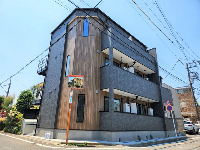 MELDIA牛浜の外観