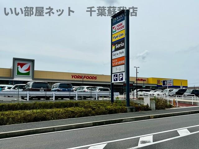 アビターレコモドＣの周辺