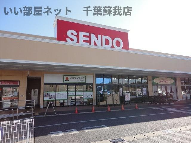 アビターレコモドＣの周辺