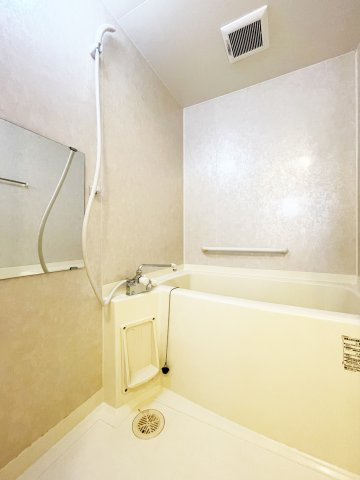 ハーブメゾン藤井Ｂ棟の浴室