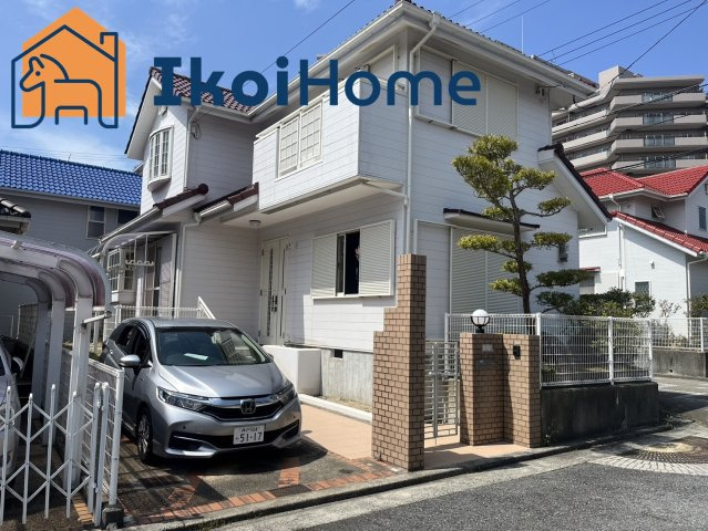 神戸市西区樫野台5丁目　中古戸建　リフォーム後の外観|駐車スペースには1台お車を駐車できます。周辺は閑静な住宅街で、車通りも少なく、小さなお子様も安心です