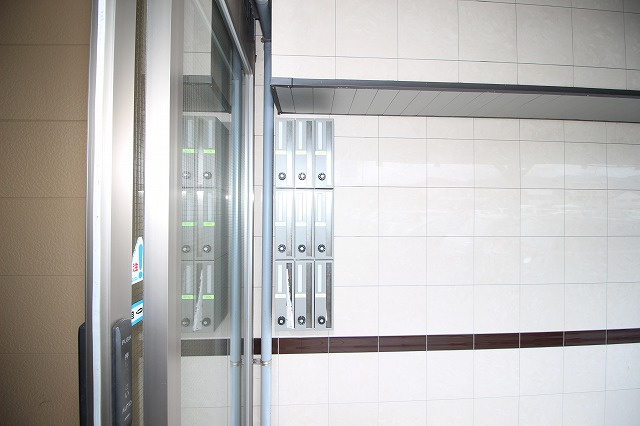 クローバー南川添のエントランス|毎日通るエントランスはこのようになっています