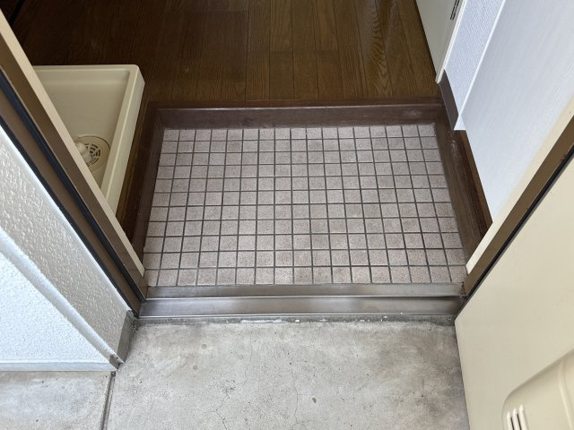 サンシャイン佐野の玄関