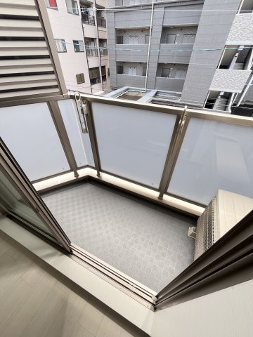 大阪市都島区都島中通２丁目の賃貸マンションのバルコニー