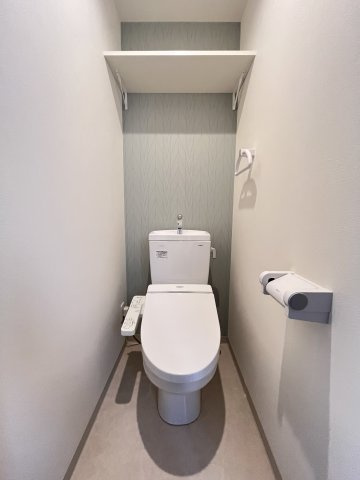 大阪市都島区都島中通２丁目の賃貸マンションのトイレ