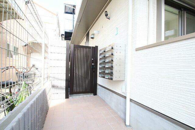 【エントランス】