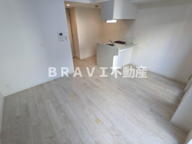 プレサンス上町台リベルテ BRAVI不動産の居間・リビング|【プレサンス上町台リベルテ】