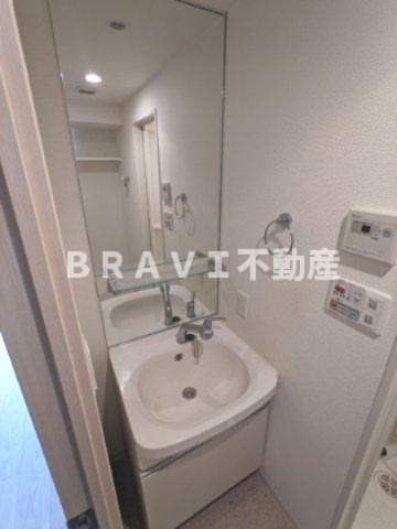 プレサンス上町台リベルテ BRAVI不動産の独立洗面台|【プレサンス上町台リベルテ】