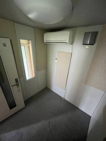 土谷マンションの洋室