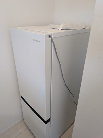 ドゥイエ桜畠のキッチン|キッチン背面側に冷蔵庫を置けます（別部屋につき現況優先）