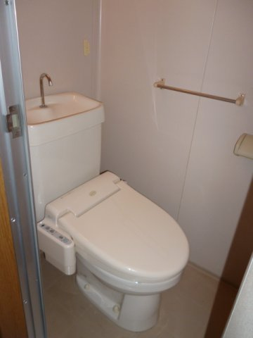 ウィングヒル６のトイレ|シンプルで使いやすいトイレです