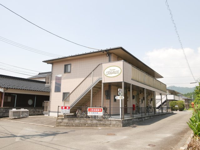 プルミエの外観