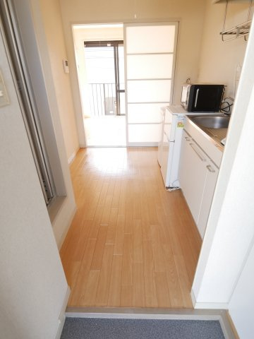 フレグランスSⅠの玄関|＊別室の写真につき現況優先です