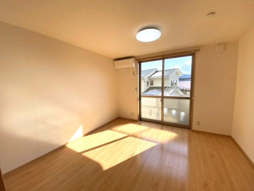 アントレの洋室|8帖の広さがある洋室です（別部屋につき現況優先）。