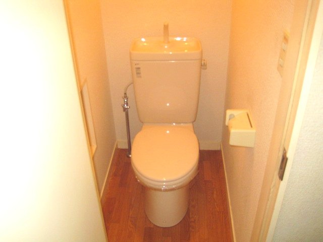 コンフォート黄金町のトイレ