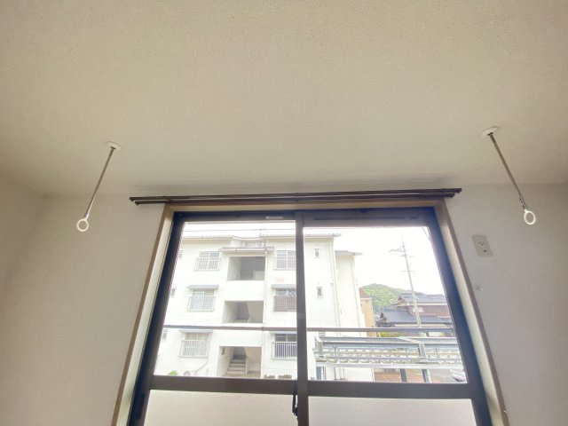 ビレッジ・ラ・フランスの設備|室内物干しがついています。