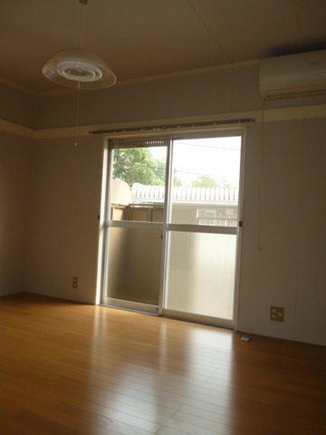 ハイツ椹野Ⅳの居間・リビング