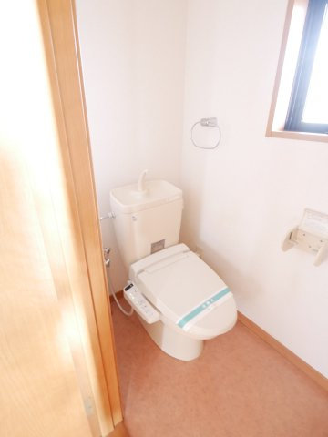 エル・モールKei２のトイレ|落ち着いた色調のトイレです