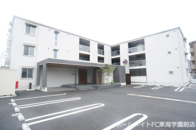 菊池郡菊陽町大字津久礼のアパート