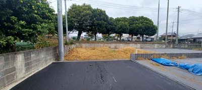 【前面道路含む現地写真】 | 本庄市日の出2丁目 1150万 土地I区画