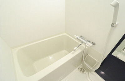 【浴室】 | T’s SQUARE 大阪城 | きれいなお風呂です