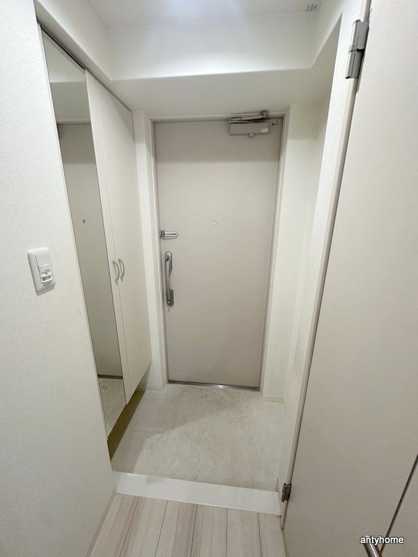 BROU上町台　仲介手数料無料の玄関