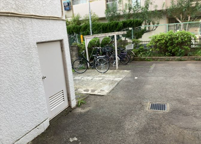 【駐輪場】 | 敬和ハイツ | マンションの駐輪場は、事前に空きがあるか確認を取ると安心です。せっかく入居したのに駐輪スペースがない！なんてことになったら大変ですよね。そこで、内見時や購入前にはまず事前に確認しておくと良いでしょう。