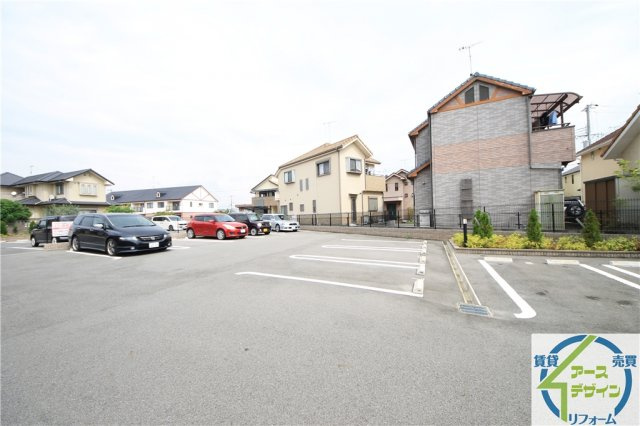 セレーノの駐車場|カースペースがあります