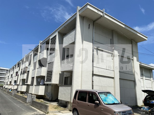 国分旭ヶ丘住宅1号棟の外観