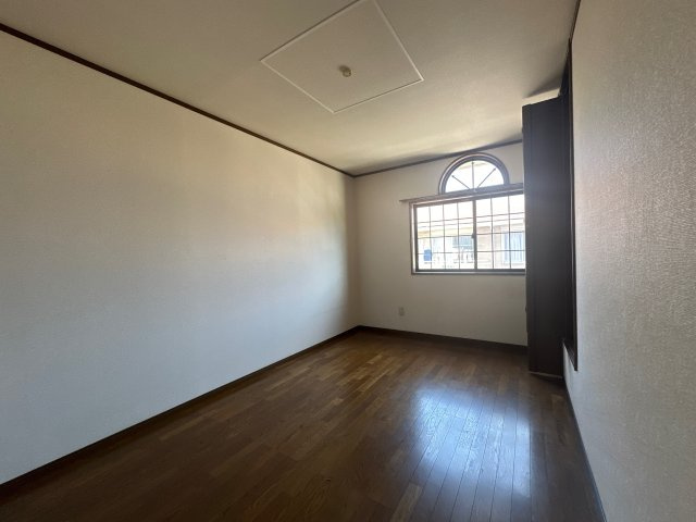 ローヤルライフの寝室