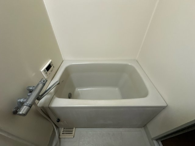 ローヤルライフの浴室