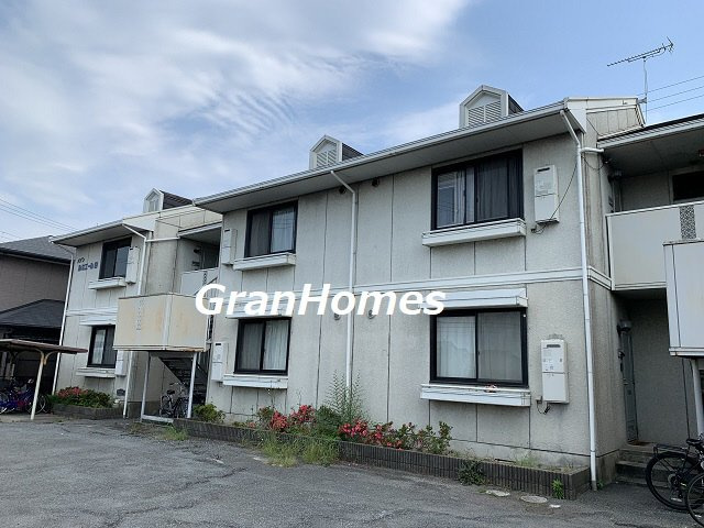 メゾンルミエールB棟の外観