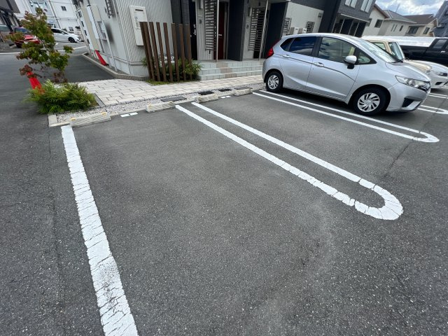 ラ・ルーチェ807　Ａ棟の駐車場