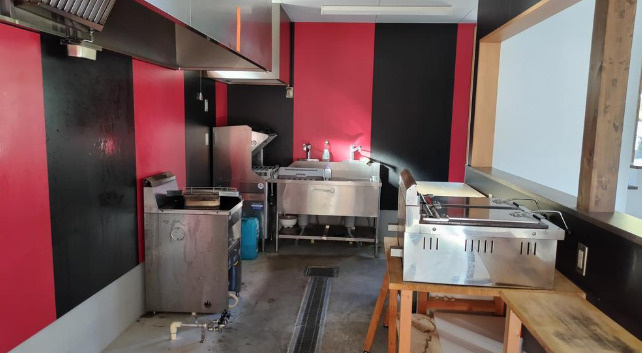 甲賀市信楽町勅旨の店舗の内装