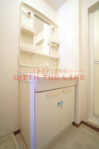 ルミエール南花畑【キャッシュバック対象物件】の独立洗面台|独立洗面台、朝の身支度には欠かせません