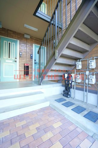 ルミエール南花畑【キャッシュバック対象物件】のエントランス|建物の内部です